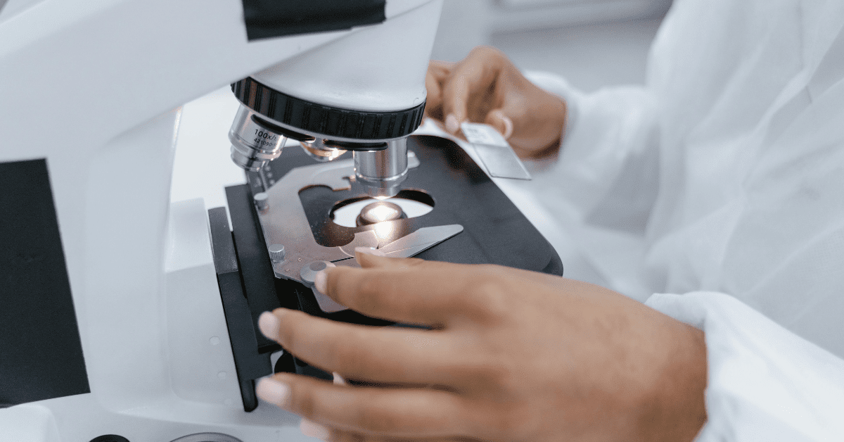 Maintenance biomédicale : définition, rôle et enjeux essentiels
