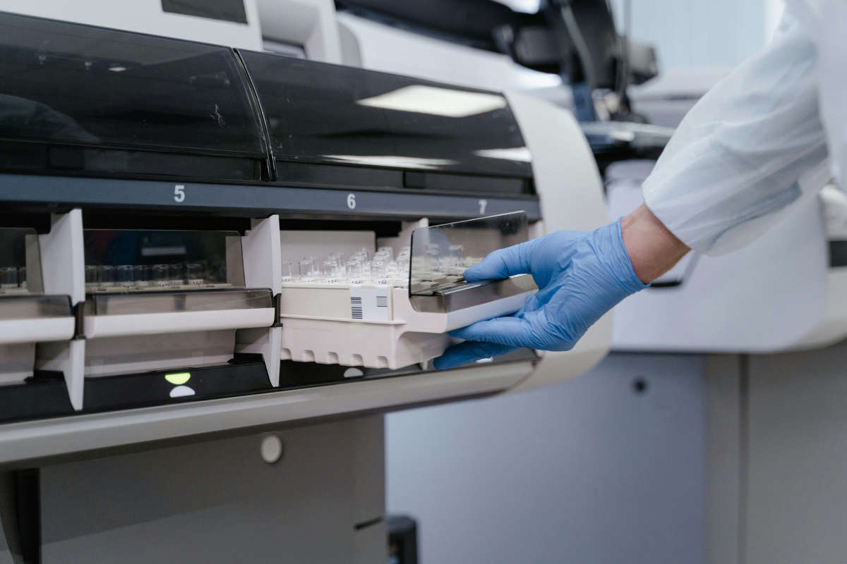 Pourquoi la maintenance biomédicale est essentielle dans les établissements de santé ?